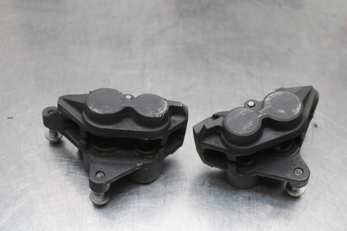 14-17 YAMAHA FZ07 RIGHT LEFT FRONT BRAKE CALIPER SET PAIR CALIPERS BB766