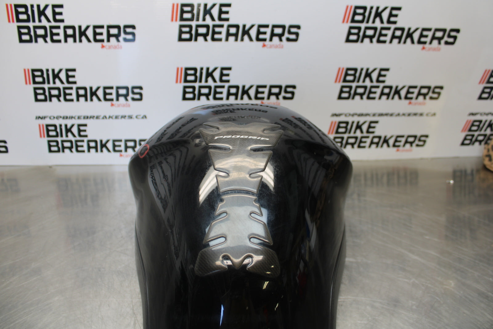 09-15 YAMAHA FZ6R GAS TANK FUEL CELL PETROL RESERVOIR BB161