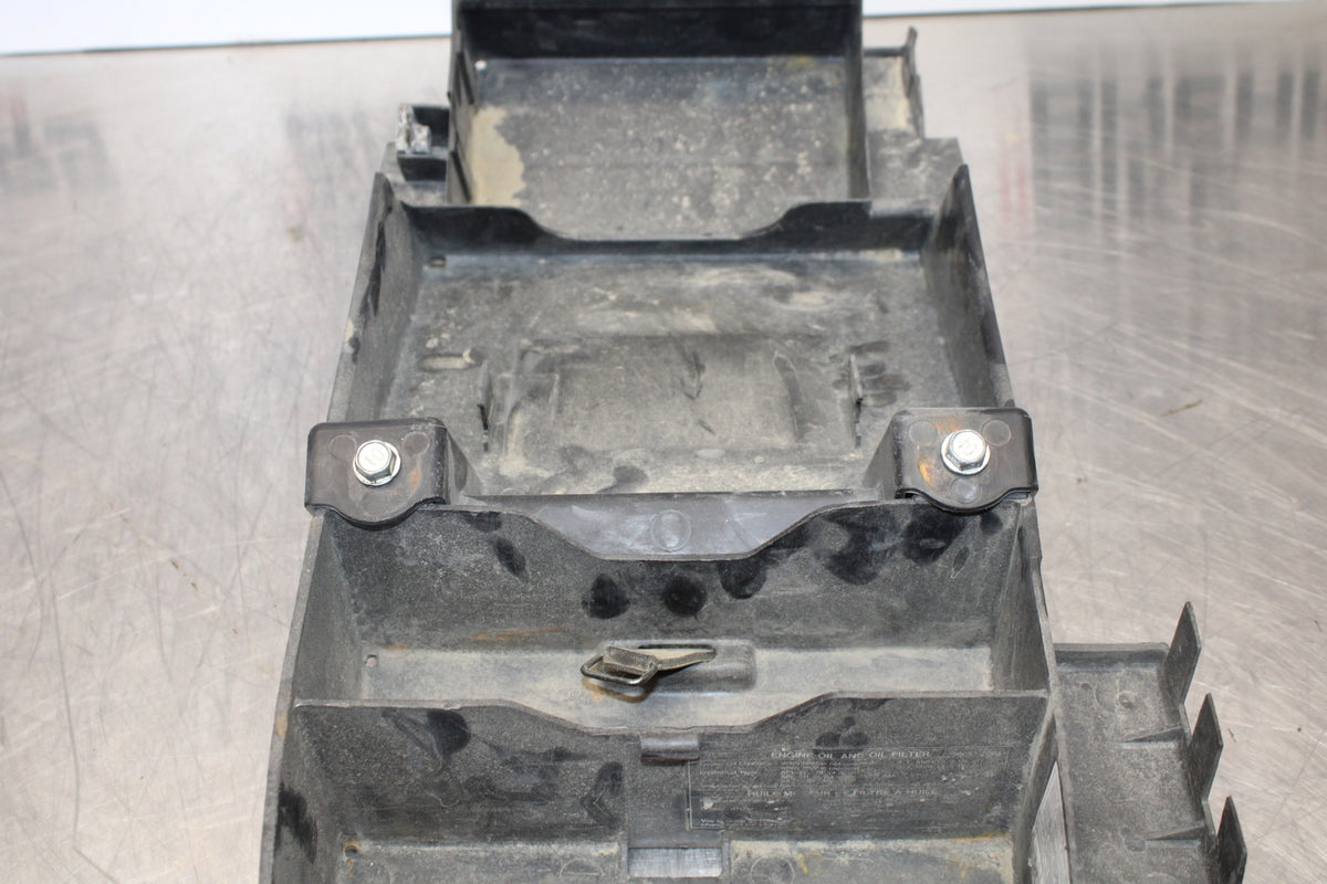 03-06 KAWASAKI Z1000 REAR BACK TAIL UNDERTAIL BATTERY TRAY PLASTIC BB164