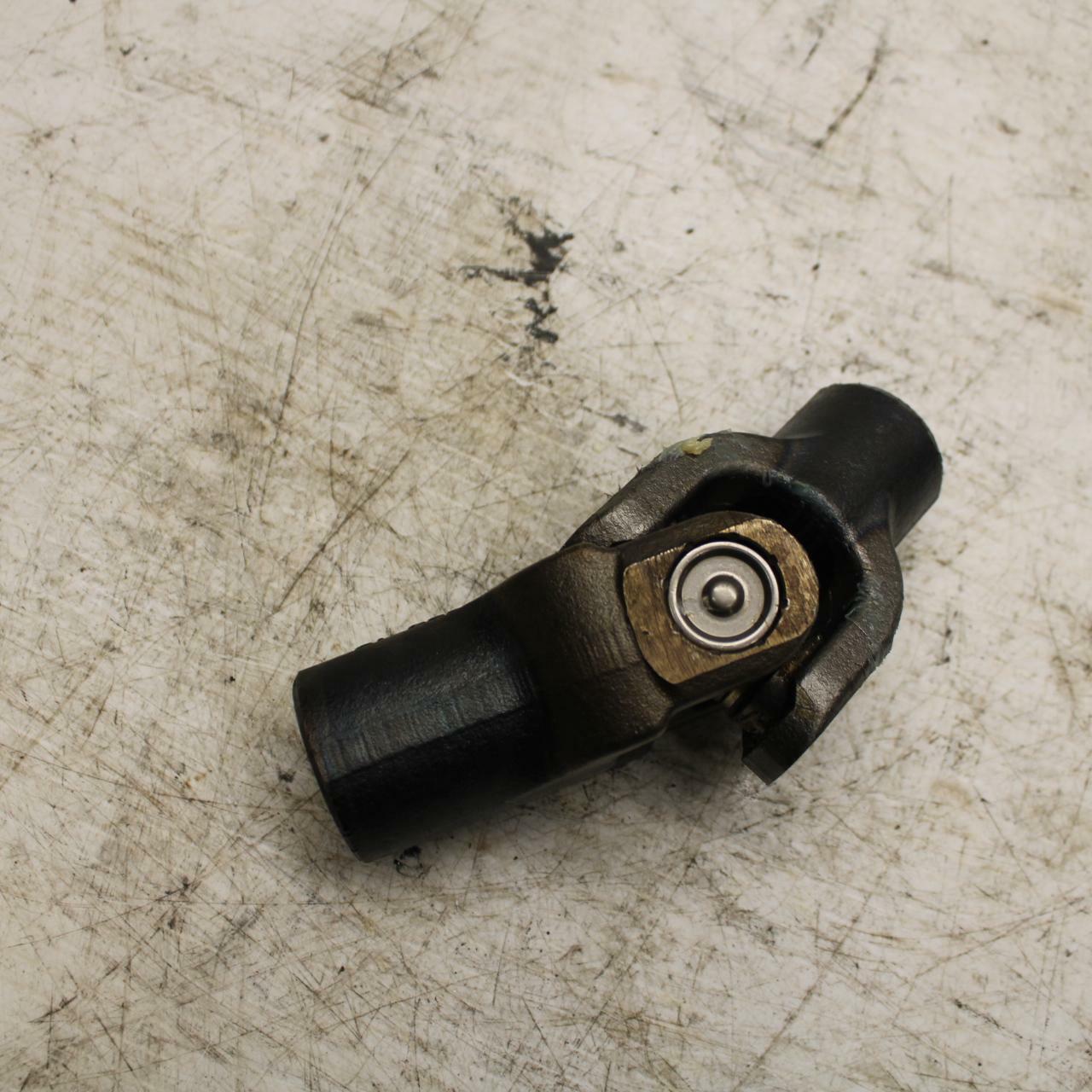 05-09 SUZUKI BOULEVARD C90 U UNIVERSAL JOINT GEAR BB357