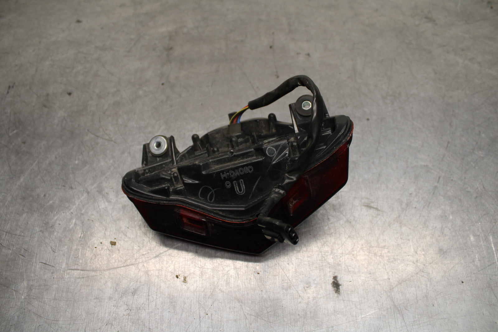 14-15 KAWASAKI NINJA 650 EX650F ABS REAR TAIL TAILLIGHT BACK BRAKE LIGHT BB741