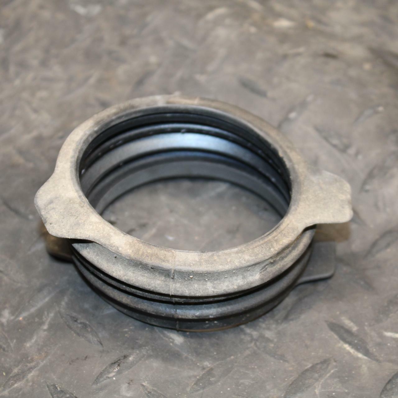 91-02 HONDA ST1100  RUBBER SEAL BOOT SHAFT DRIVESHAFT COVER BB222
