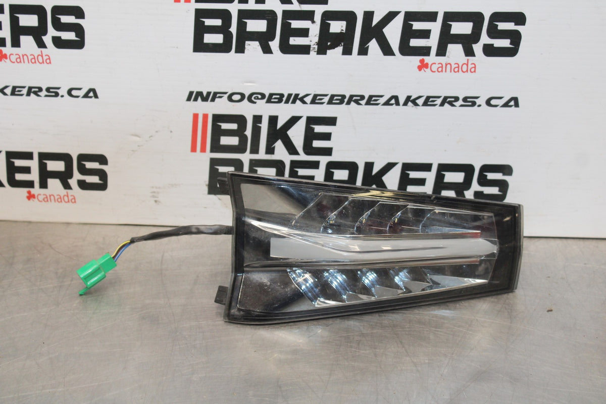 13-16 KTM 390 DUKE REAR TAIL TAILLIGHT BACK BRAKE LIGHT BB649