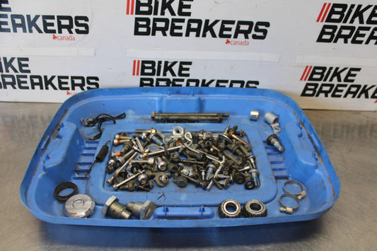 07 SUZUKI BOULEVARD M50 MOUNTING BOLTS HARDWARE SCREWS BB897