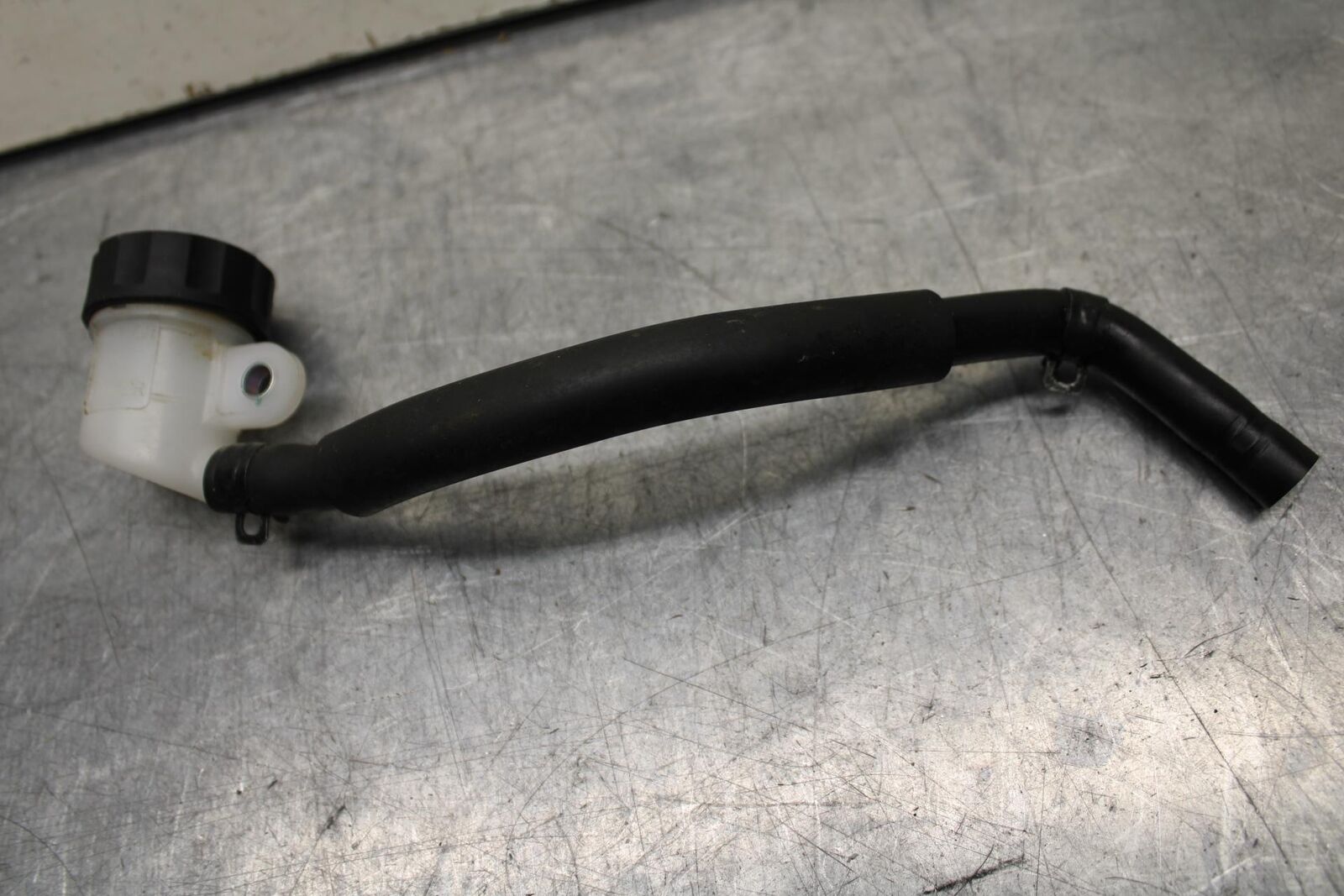 23 KAWASAKI NINJA ZX6R 636 REAR BRAKE MASTER FLUID RESERVOIR TANK BOTTLE BB609