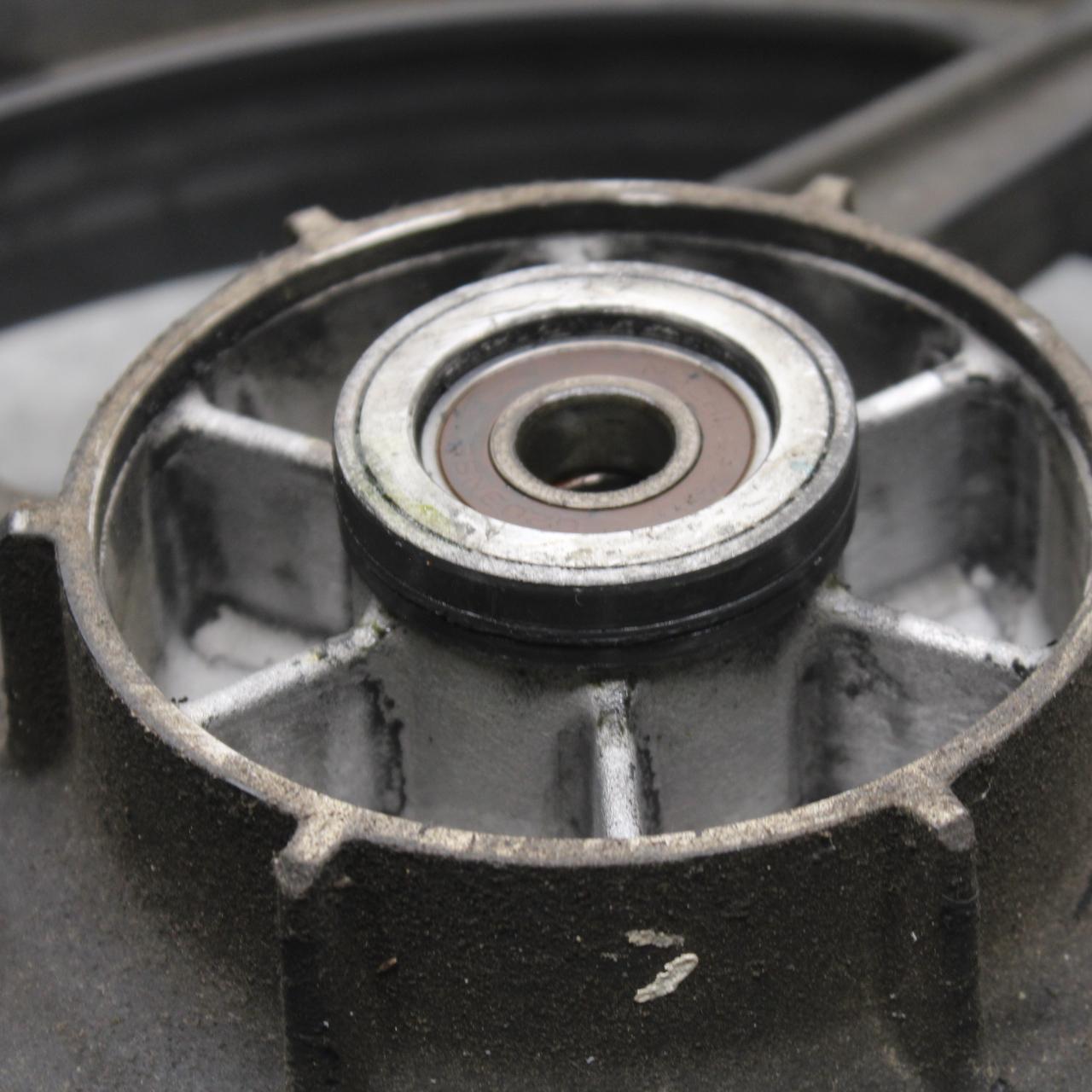15-18 HONDA CB300FA REAR WHEEL AND ROTOR BACK BRAKE DISC BB646