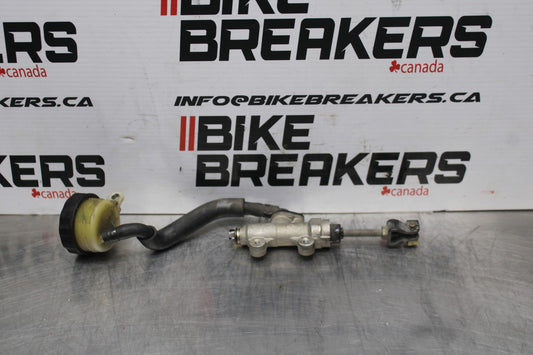 01-06 HONDA CBR600F4I REAR BACK BRAKE MASTER CYLINDER W RESERVOIR BB778