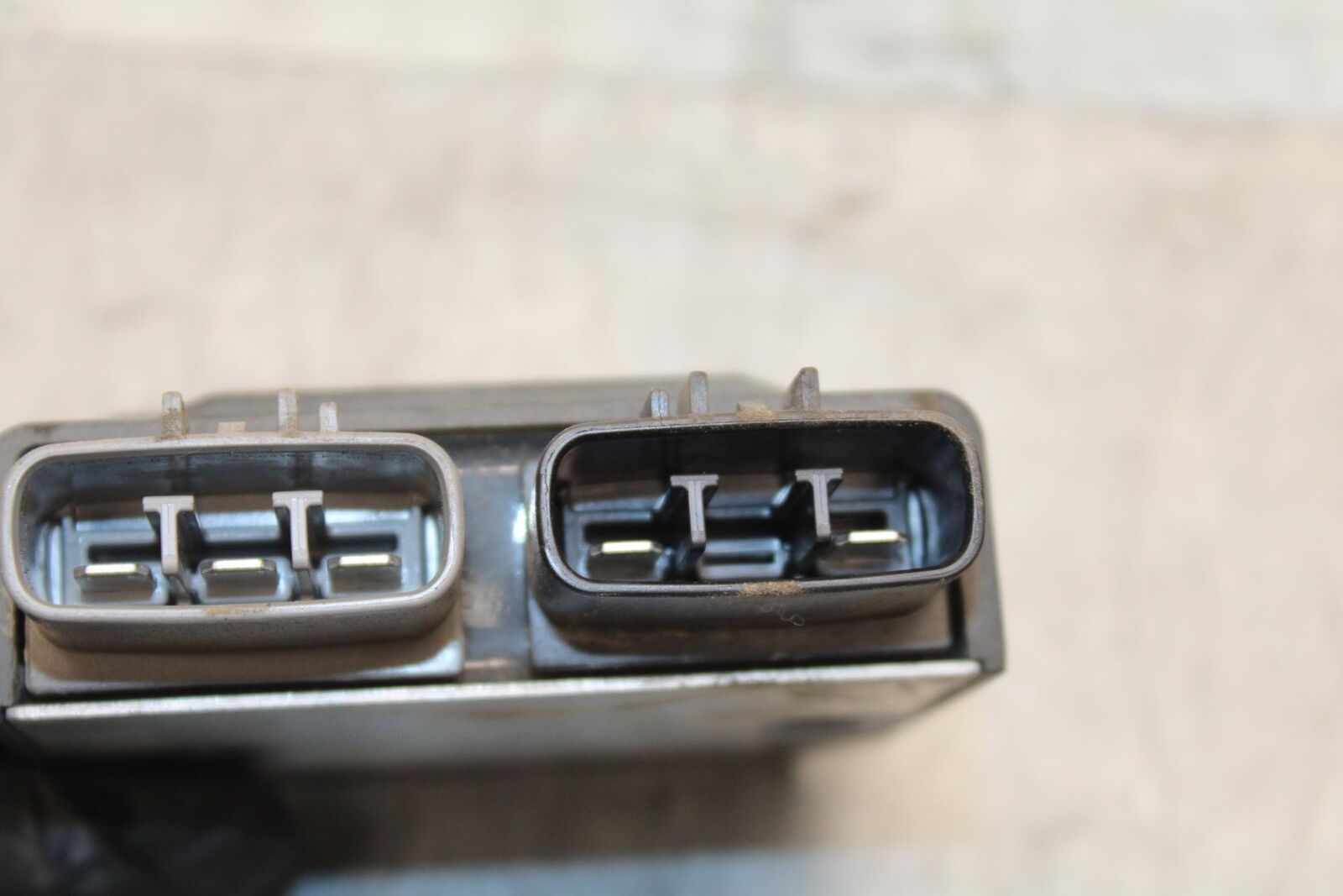 2012 Yamaha FZ8 RECTIFIER VOLTAGE REGULATOR BB550