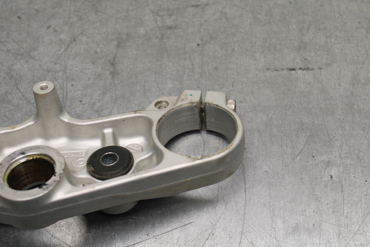 13-16 KTM 390 DUKE FORKS UPPER TRIPLE TREE CLAMP BB748