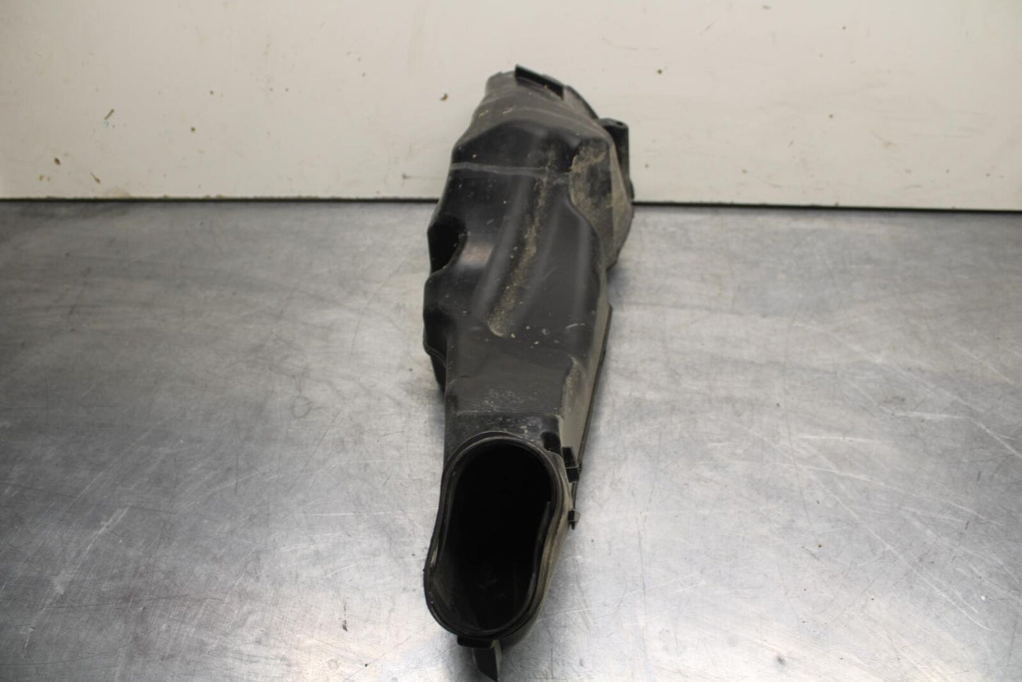 2011 Suzuki GSXR600 RIGHT LEFT AIR INTAKE DUCTS BB605