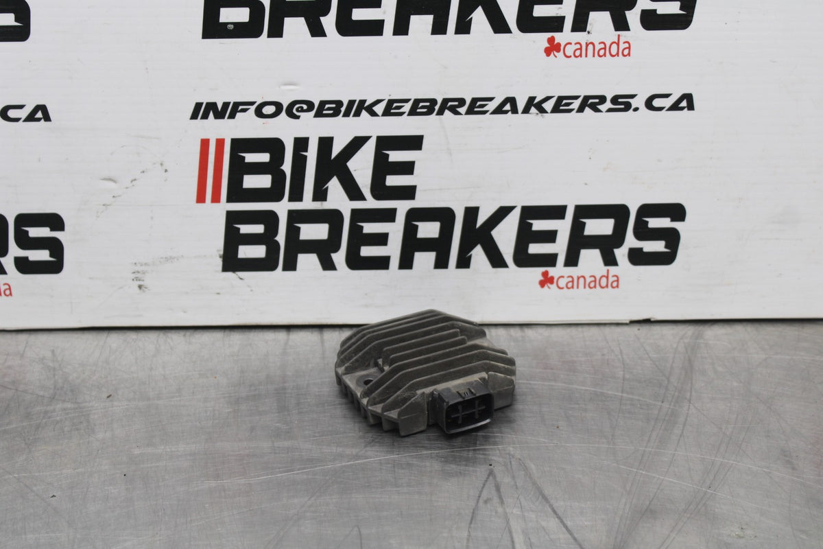 99-09 YAMAHA V STAR 1100 RECTIFIER VOLTAGE REGULATOR BB853