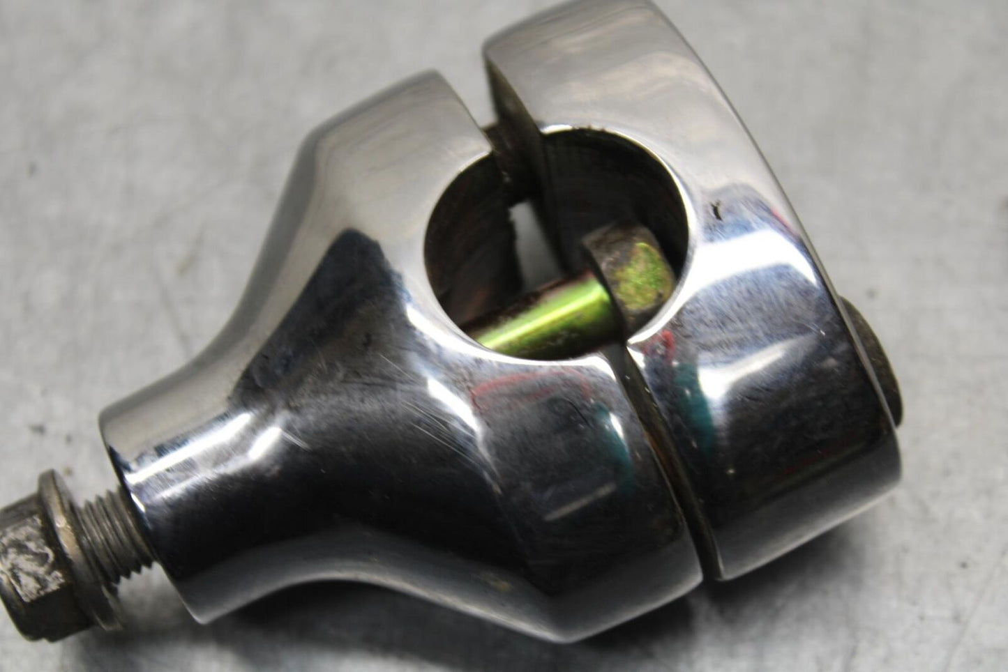 2005 Kawasaki Vulcan 1500 VN1500N Classic HANDLEBAR RISERS BB576