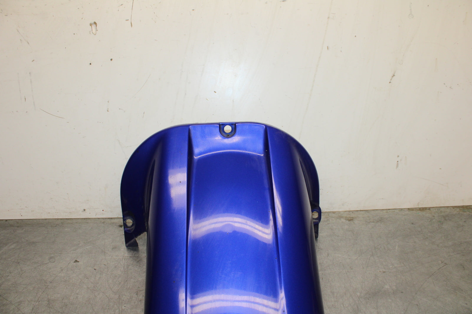 00-01 YAMAHA YZF R1 REAR BACK WHEEL TIRE HUGGER FENDER BB755
