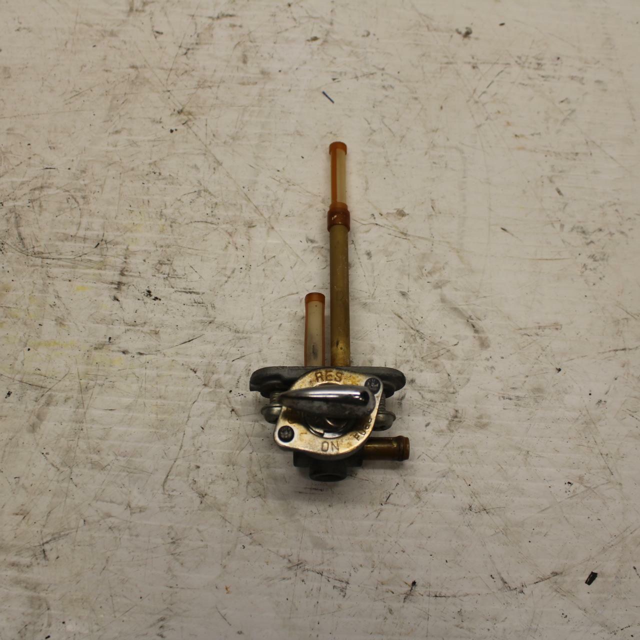 03-04 YAMAHA ROAD STAR 1600 GAS TANK FUEL PETCOCK  BB279