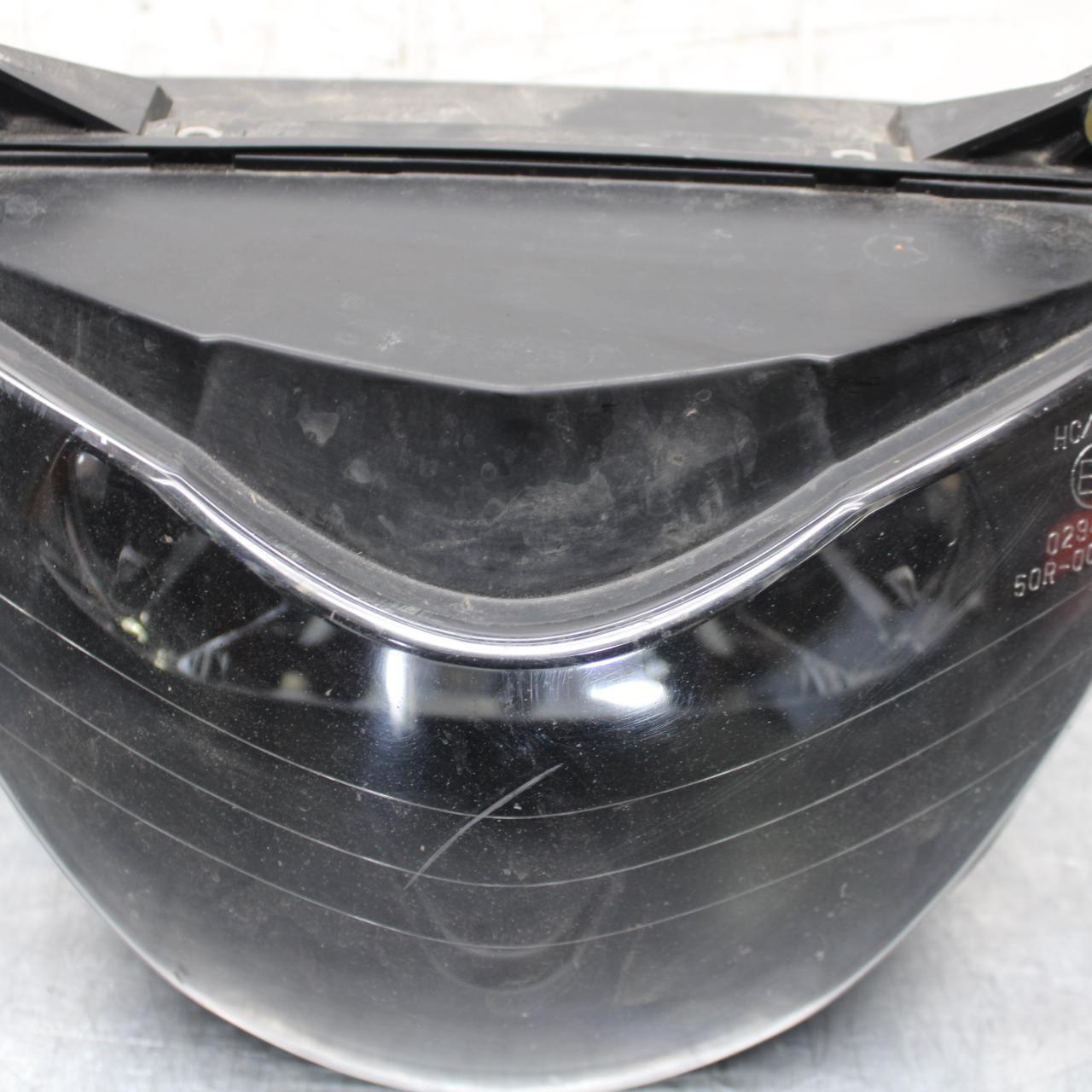 2000 Honda CBR600F4 FRONT HEADLIGHT HEAD LIGHT LAMP 33120-MBW-682 BB552