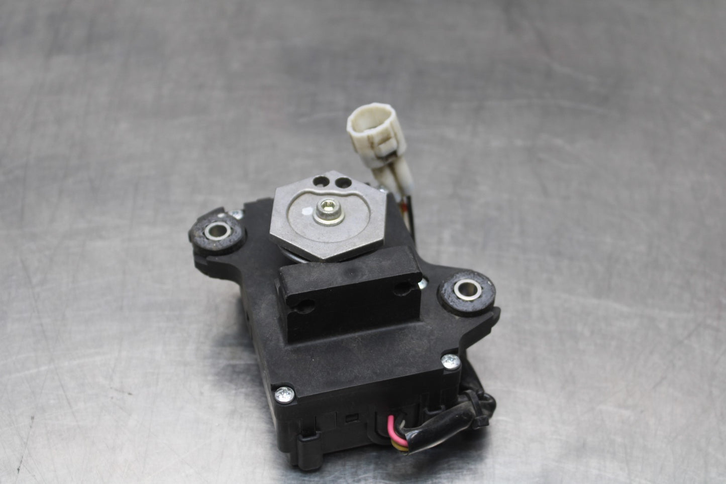 08-10 SUZUKI GSXR 600 EXHAUST VALVE SERVO MOTOR BB202