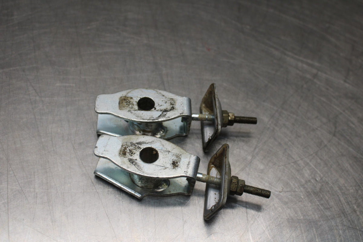 08 HONDA CBR125R SWINGARM CHAIN TENSIONER ADJUSTMENT BRACKETS  BB804