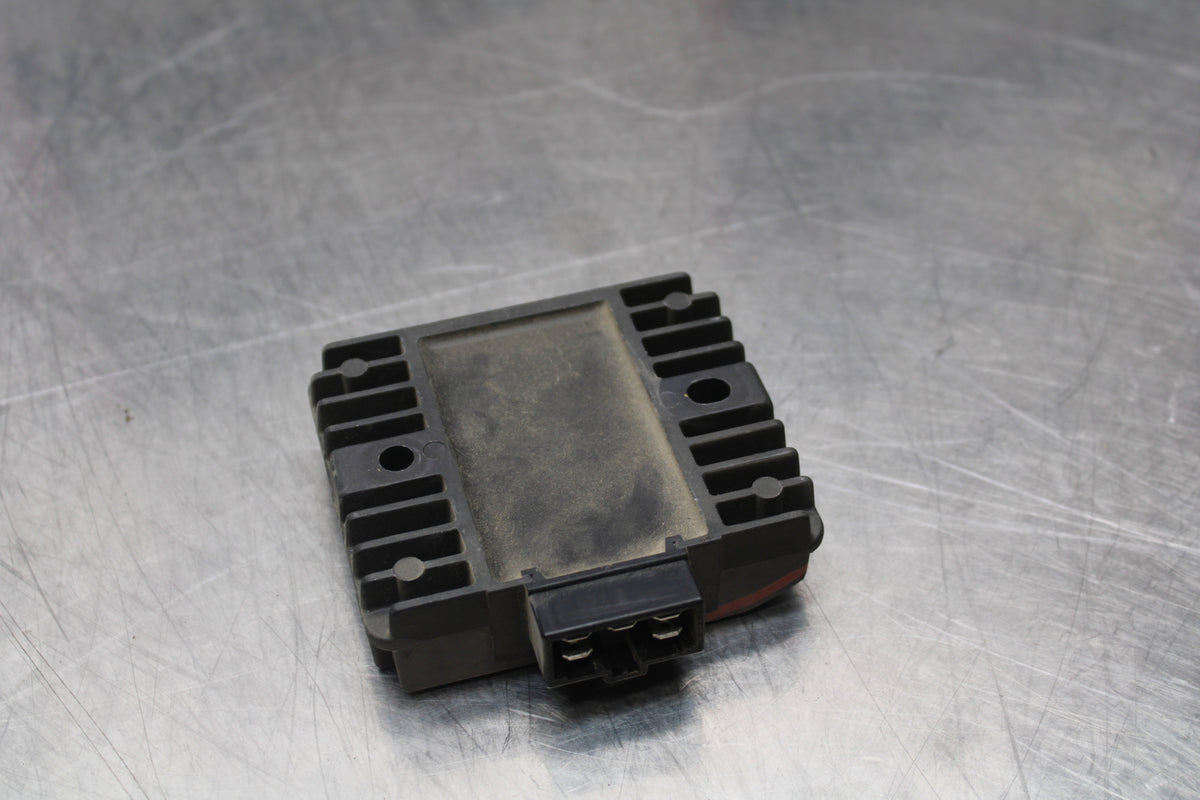 09-15 YAMAHA FZ6R RECTIFIER VOLTAGE REGULATOR BB161
