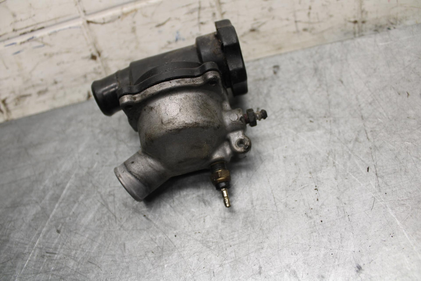 2001 Kawasaki Ninja ZX6 ZX600E THERMOSTAT W HOUSING ASSEMBLY BB547