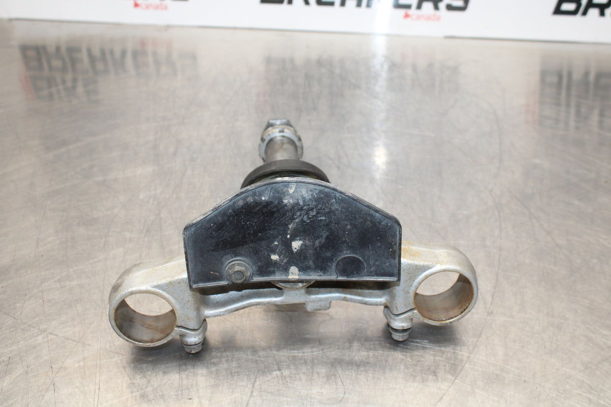 03 SUZUKI SV650S FRONT FORKS CLAMP LOWER TRIPLE TREE STEM BB167