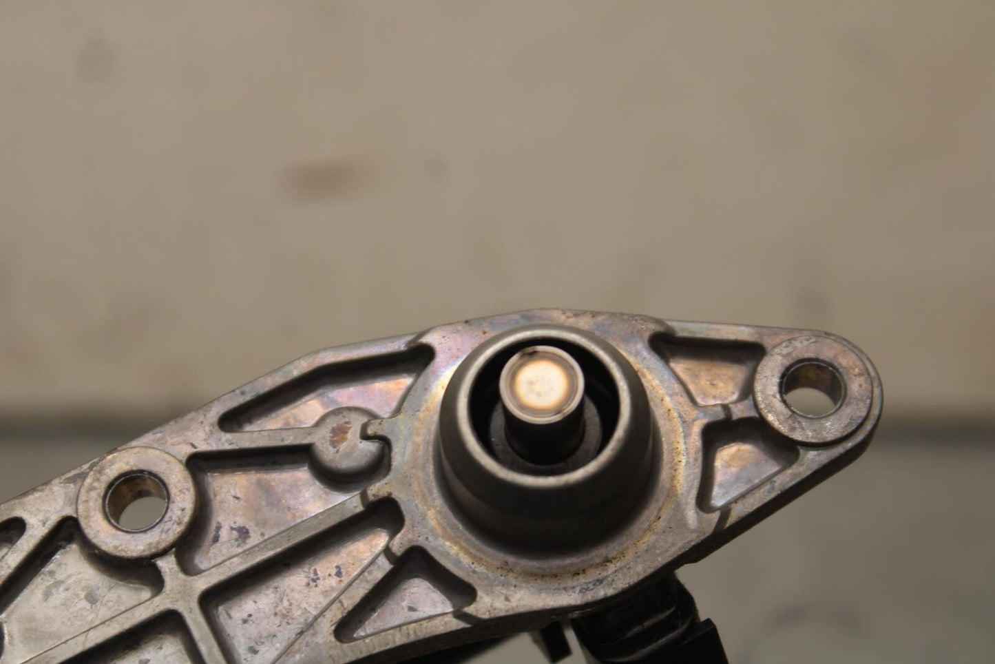 09-12 KAWASAKI NINJA ZX6R SECONDARY FUEL INJECTORS TOP AIRBOX GAS RAIL BB640