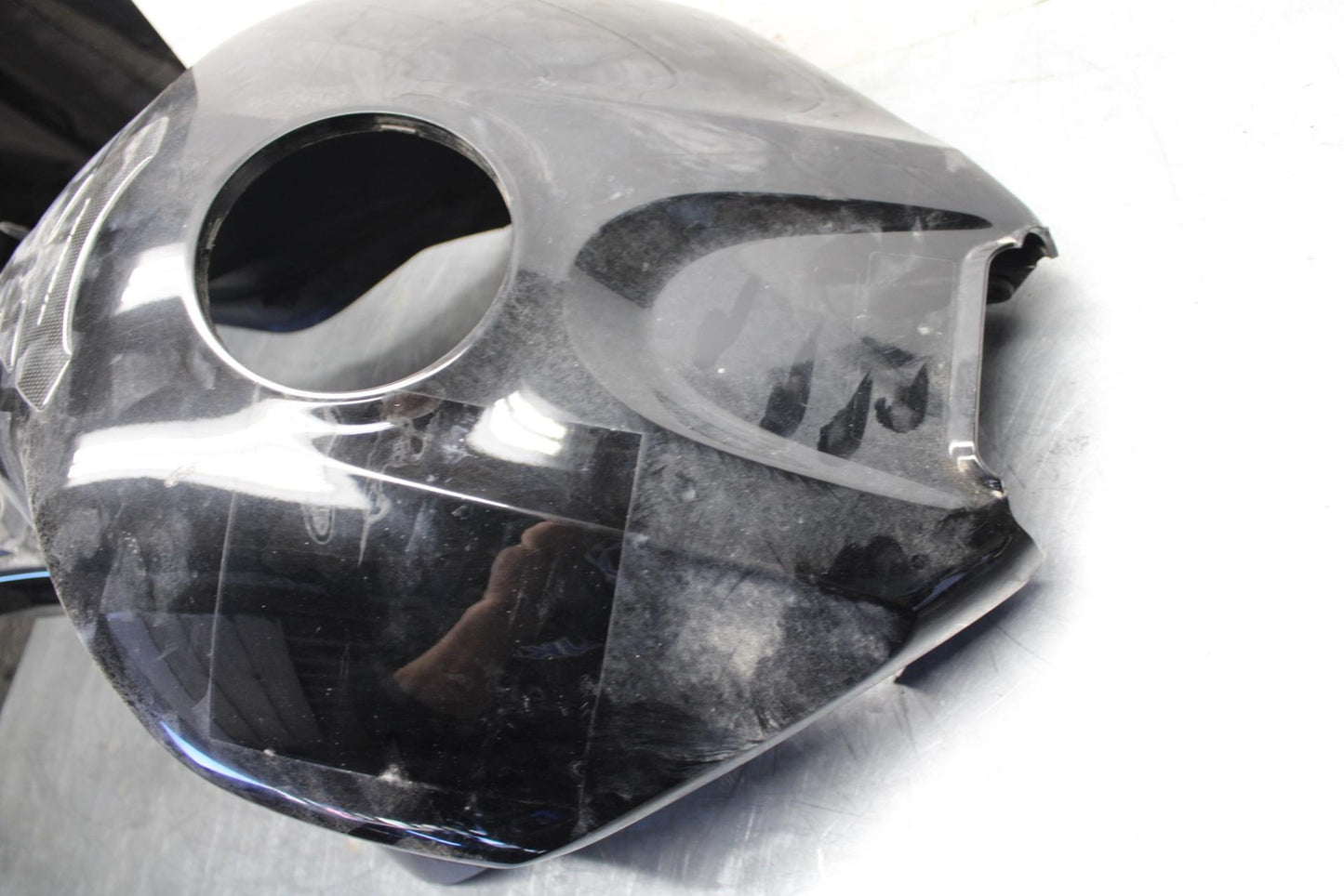 06-07 HONDA CBR1000RR GAS TANK FUEL CELL COVER FAIRING COWL BB464