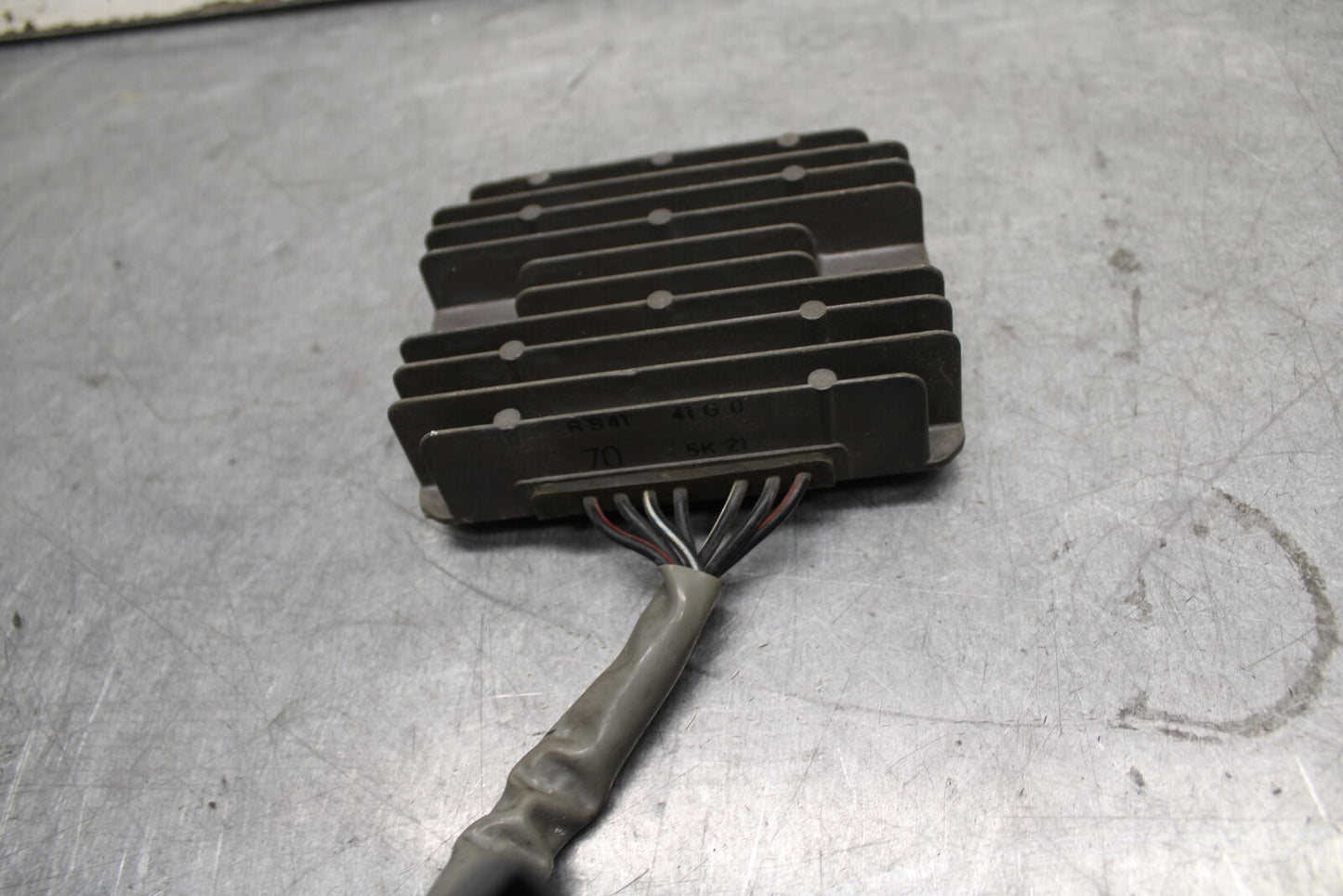 05-06 SUZUKI GSXR1000 RECTIFIER VOLTAGE REGULATOR BB677