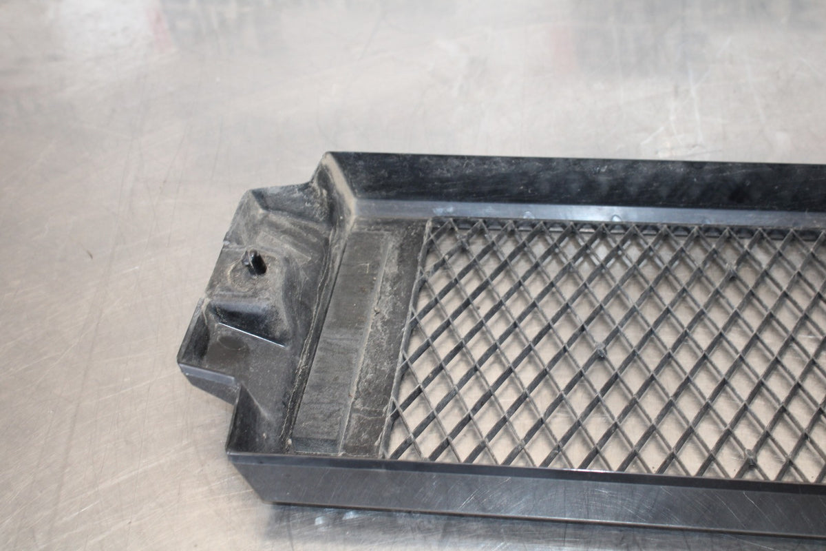 07 SUZUKI BOULEVARD M50 RADIATOR GRILLE GRILL SHIELD GUARD BB897
