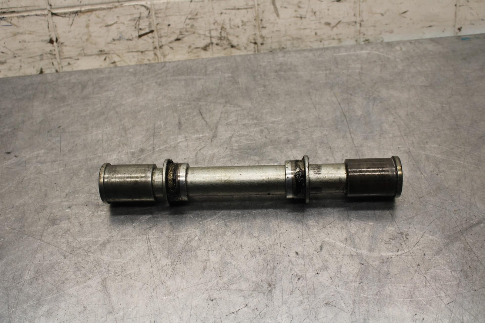 2000 Kawasaki Ninja ZX9R ZX900F FRONT WHEEL RIM AXLE PIVOT BOLT 41068-1404 BB70