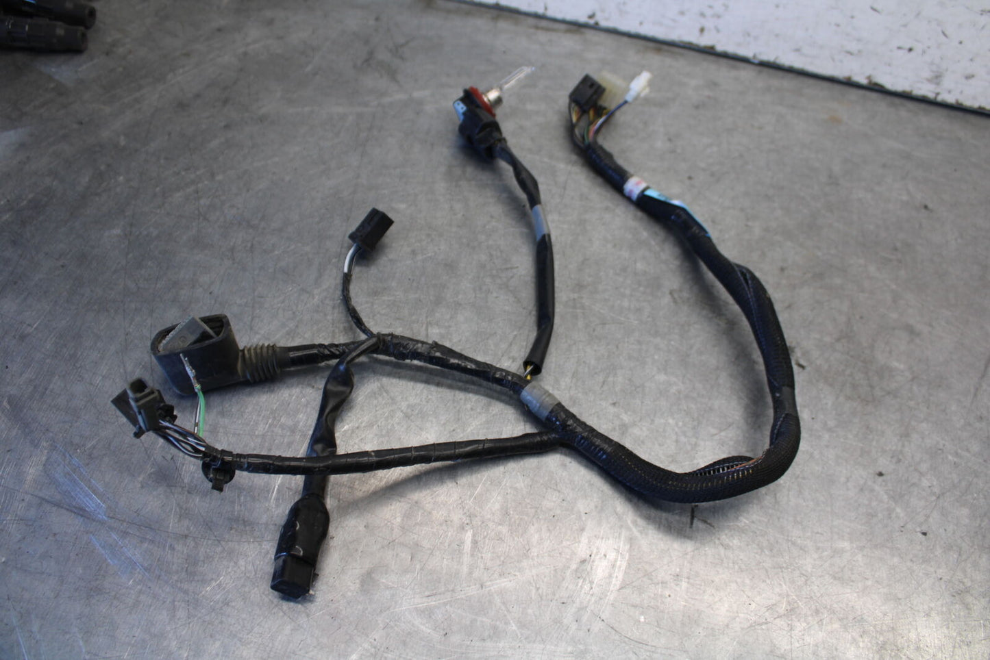 11-24 SUZUKI GSXR750 HEADLIGHT SPEEDO GAUGES WIRING HARNESS WIRE LOOM BB687