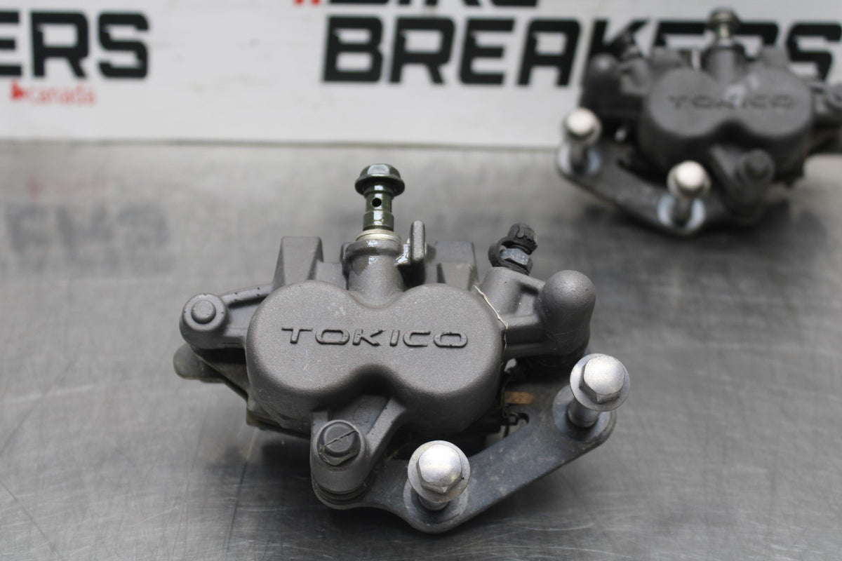 07 KAWASAKI NINJA 650 EX650 RIGHT LEFT FRONT BRAKE CALIPER SET PAIR BB844