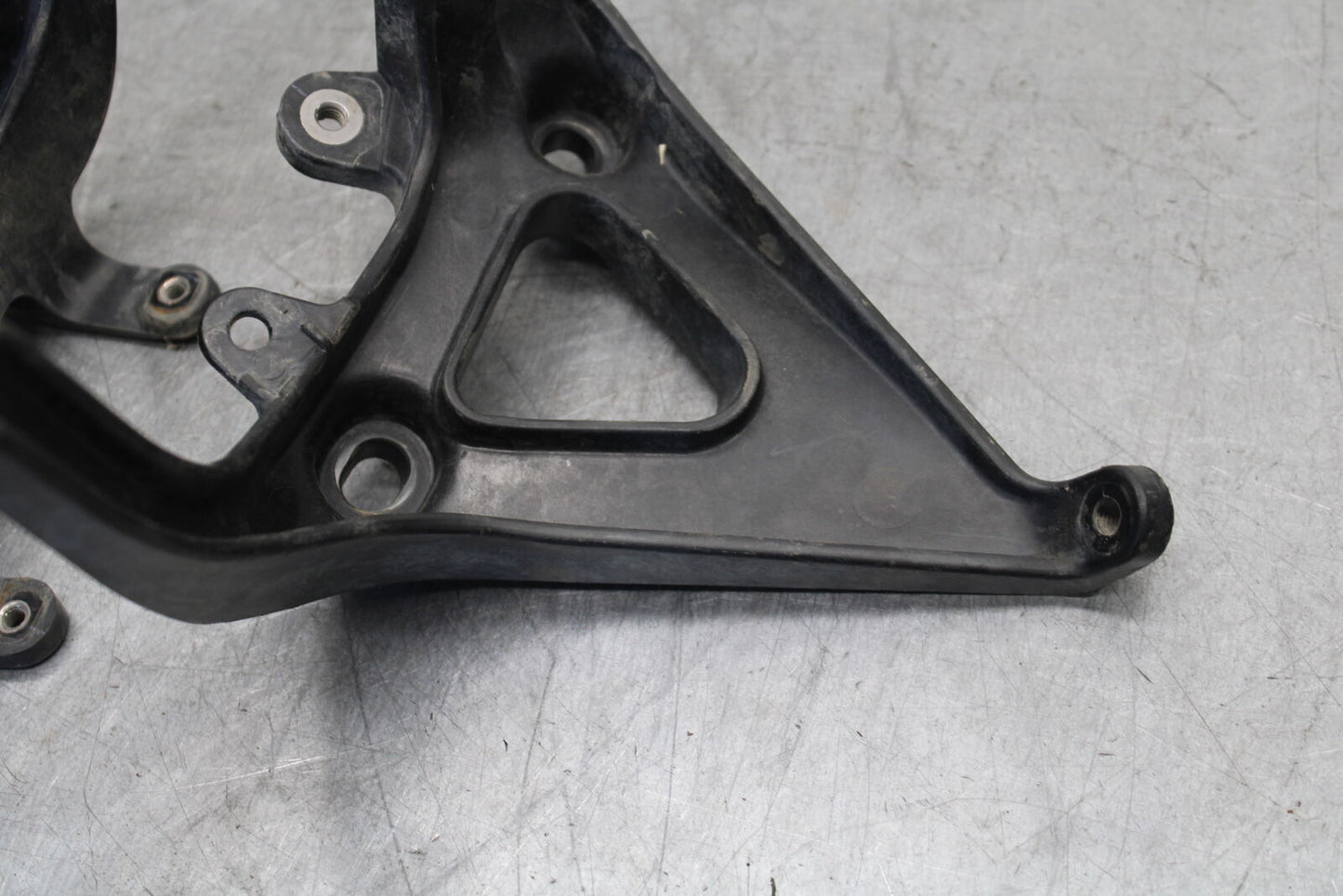 09-24 YAMAHA RAPTOR 700R FRONT FENDER LEFT RIGHT STAY BRACKETS BB654