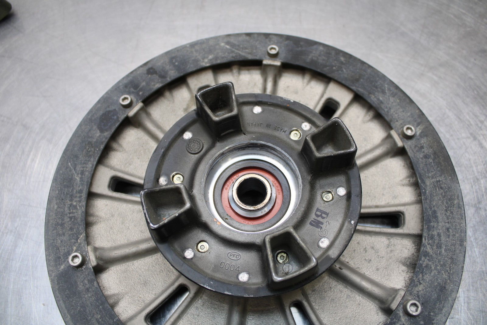 08 KAWASAKI VULCAN 900 REAR HUB & SHOCK DAMPERS CUSH ABSORBERS BB184