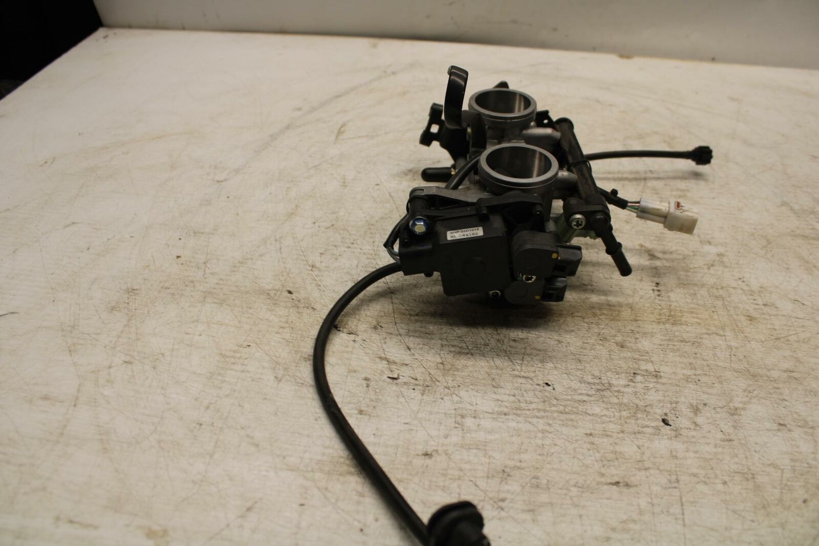 17-20 KAWASAKI NINJA 650 MAIN FUEL INJECTORS / THROTTLE BODIES BB364