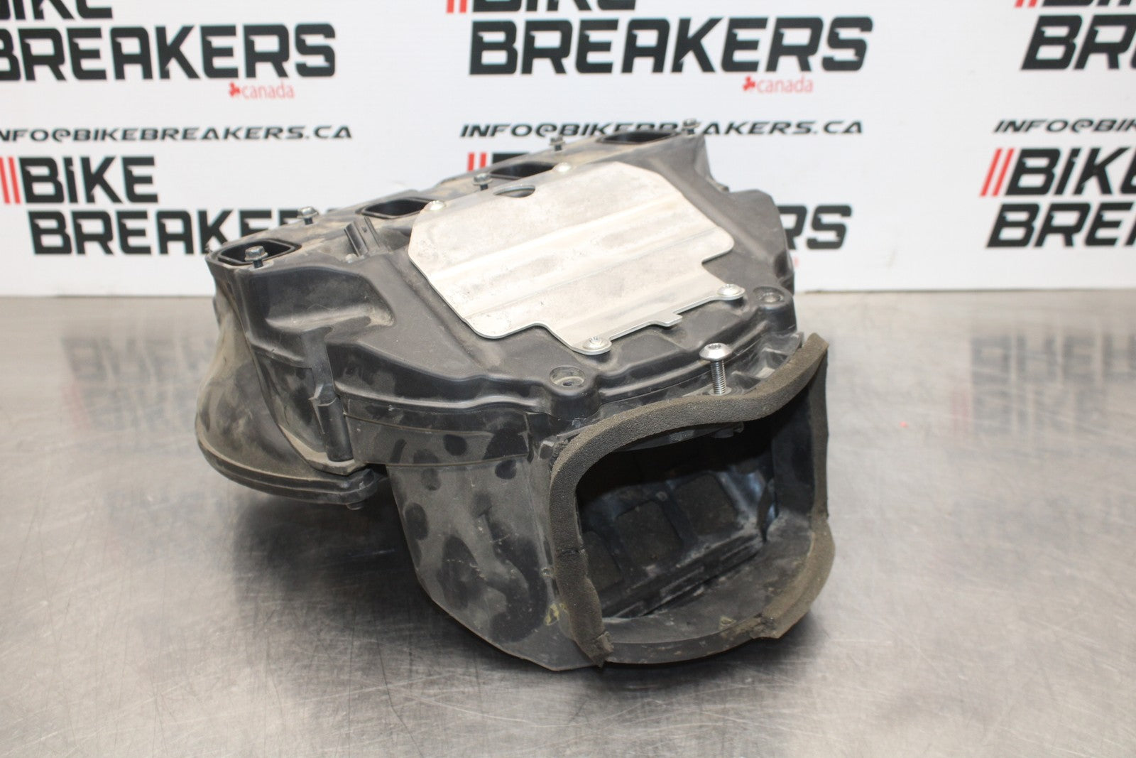 08 KAWASAKI NINJA ZX10R AIRBOX AIR INTAKE FILTER BOX BB201