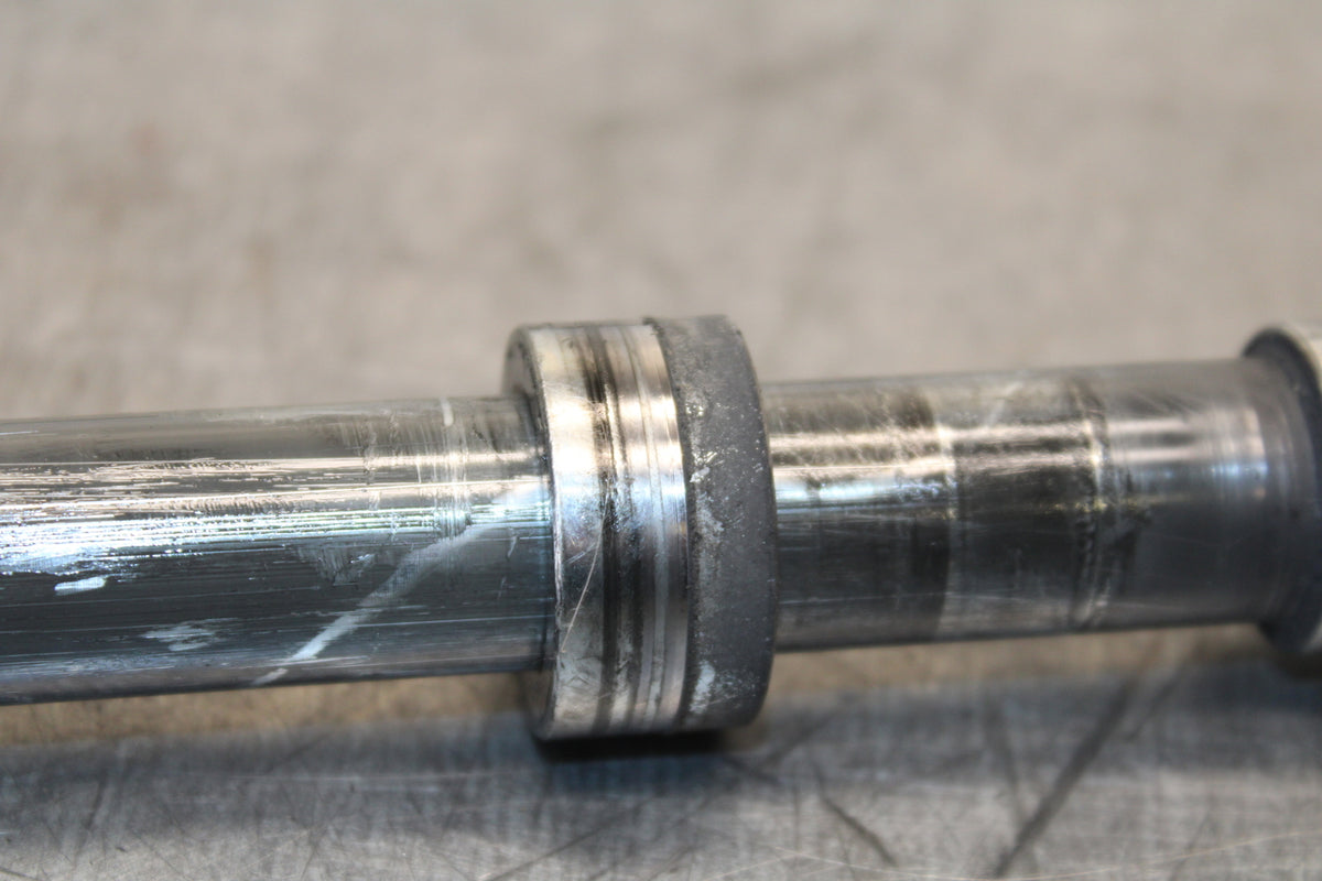 12-17 KAWASAKI ER-6N Z650 FRONT WHEEL RIM AXLE PIVOT BOLT BB709