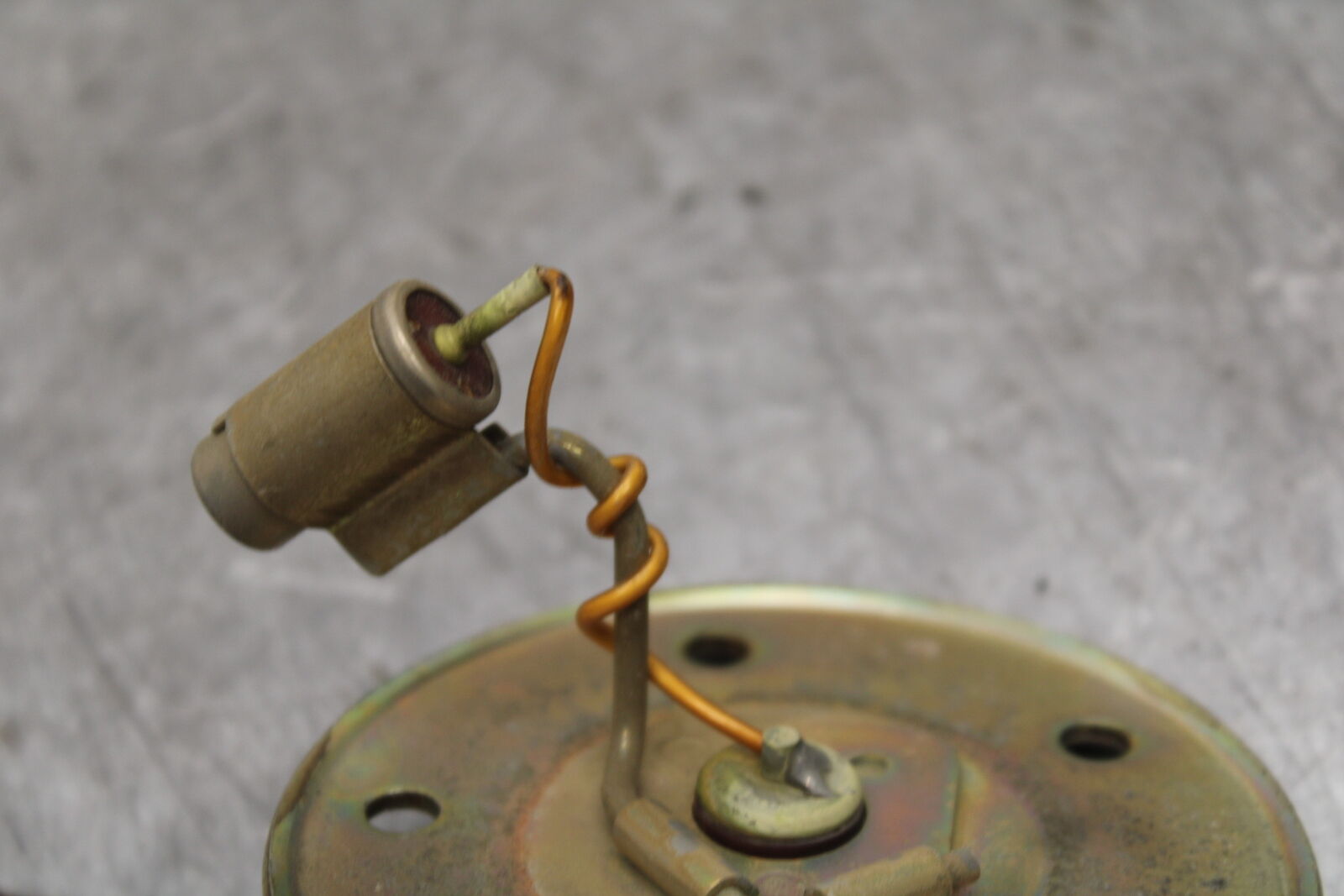 85-86 SUZUKI MADURA 1200 FLOAT GAS FUEL PETROL LEVEL SENDING UNIT  BB691