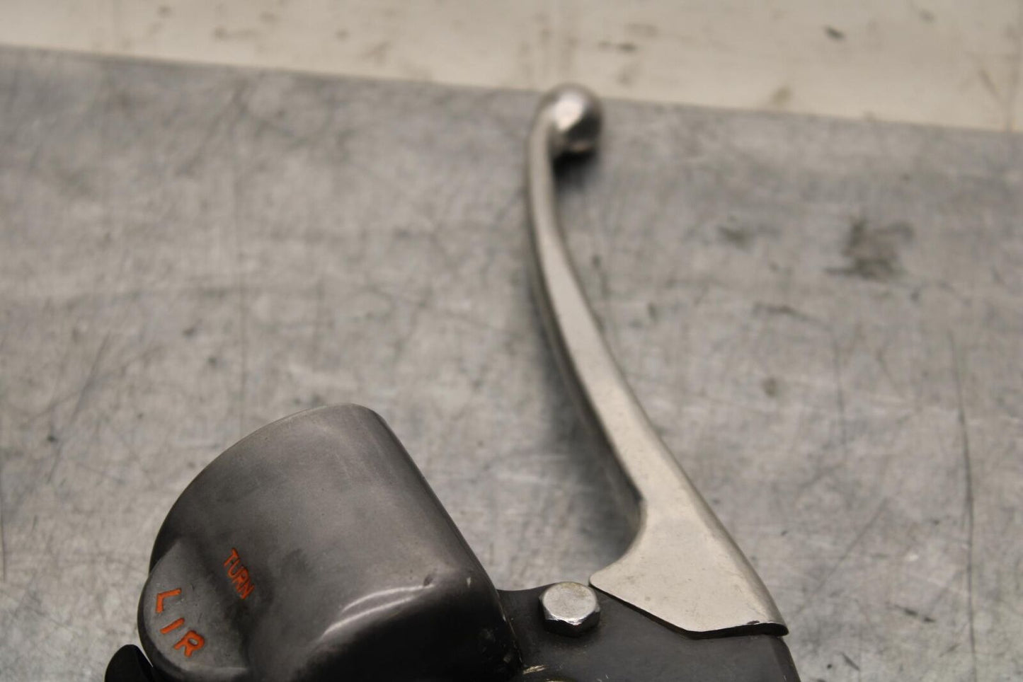 1977 Honda CB550K --- LEFT CLIP ON HANDLE HORN SIGNALS SWITCH  BB592
