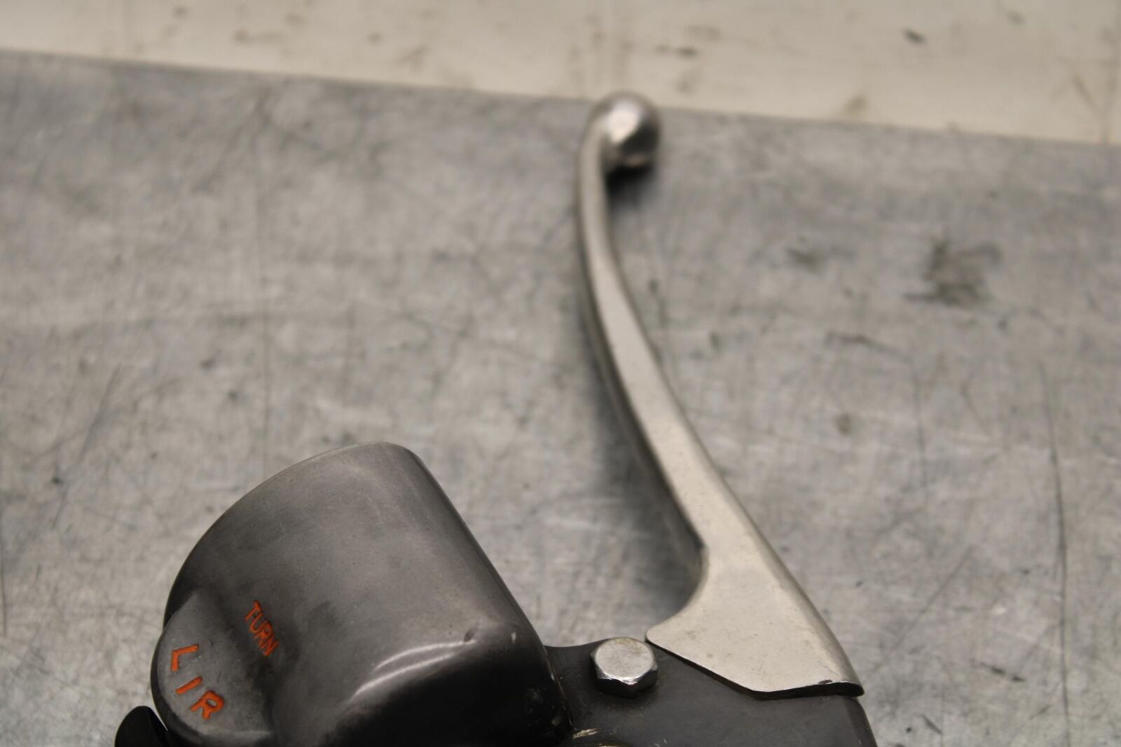 1977 Honda CB550K --- LEFT CLIP ON HANDLE HORN SIGNALS SWITCH  BB592