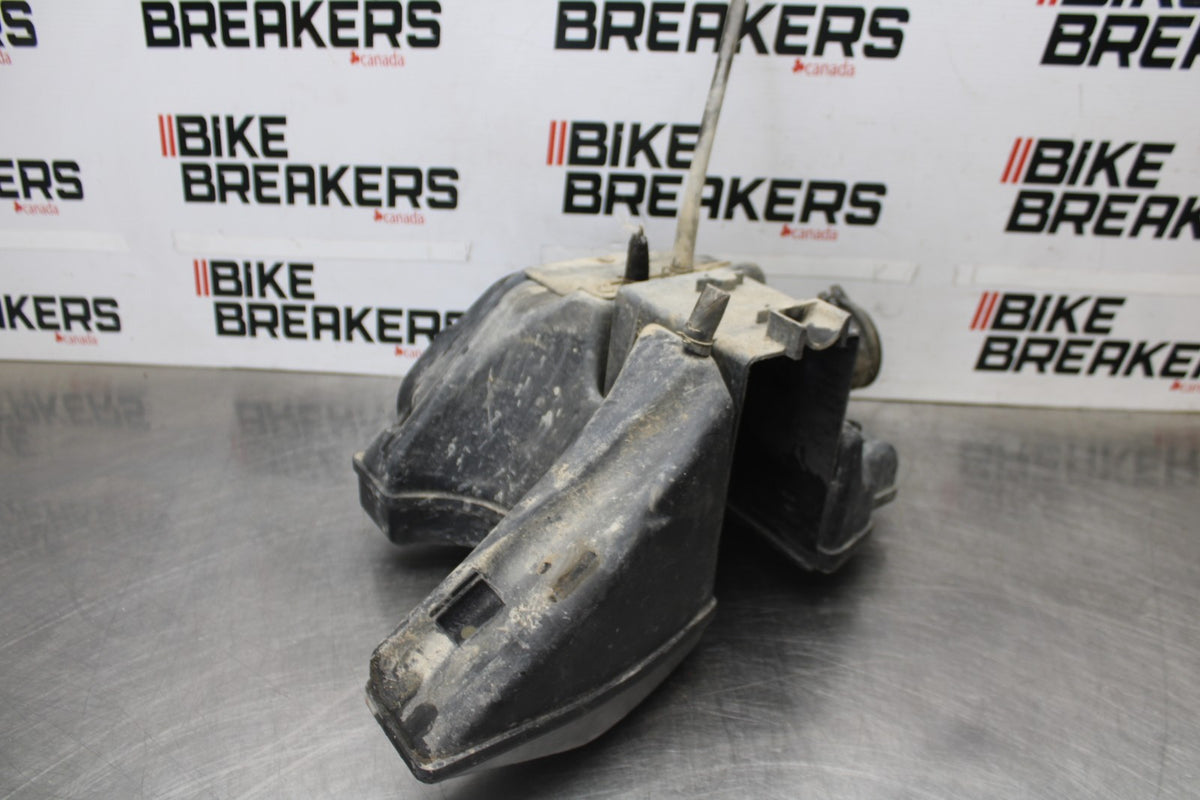 06 KAWASAKI KLR650 AIRBOX AIR INTAKE FILTER BOX BB919