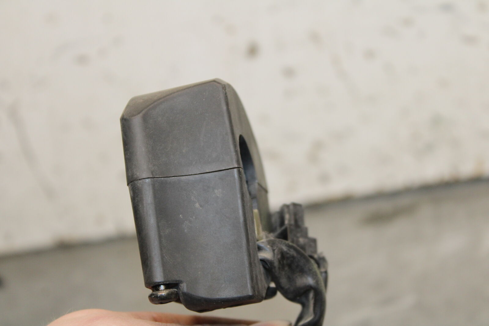 06-07 KAWASAKI NINJA ZX10R RIGHT CLIP ON KILL OFF START SWITCH SWITCHES  BB115