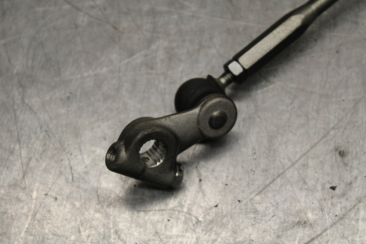 06-07 SUZUKI GSXR 600 SHIFTER LINKAGE SHIFT LINK PEDAL BB737
