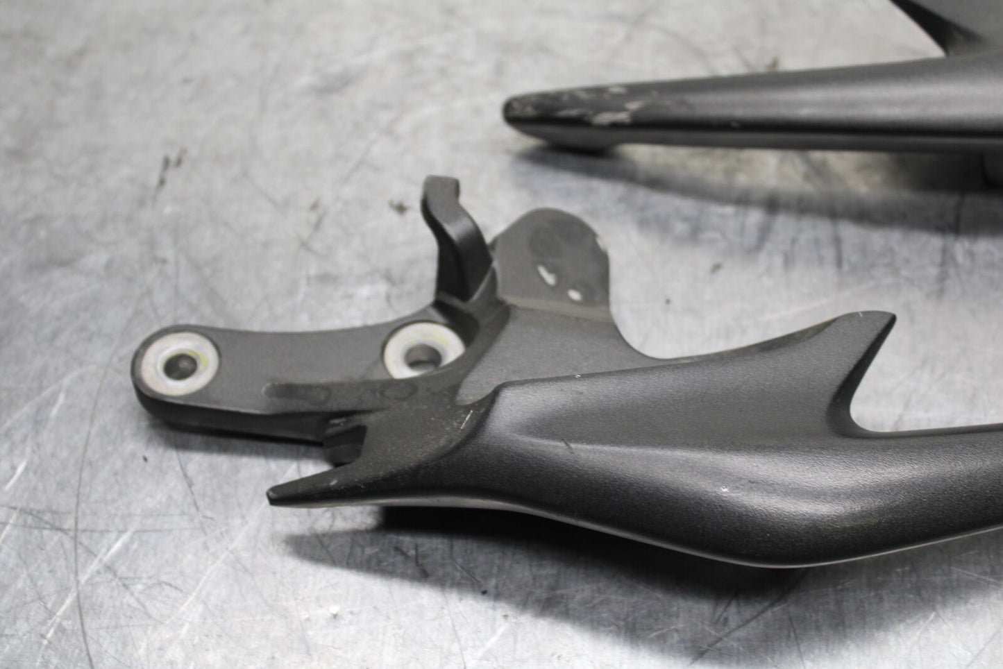 15-16 HONDA CB300F PASSENGER REAR SEAT GRAB BAR HANDLE SET BB740