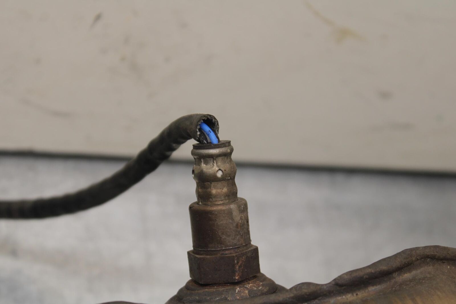 12-17 KAWASAKI ER-6N Z650 FULL EXHAUST SYSTEM HEADERS PIPE MUFFLER  BB607