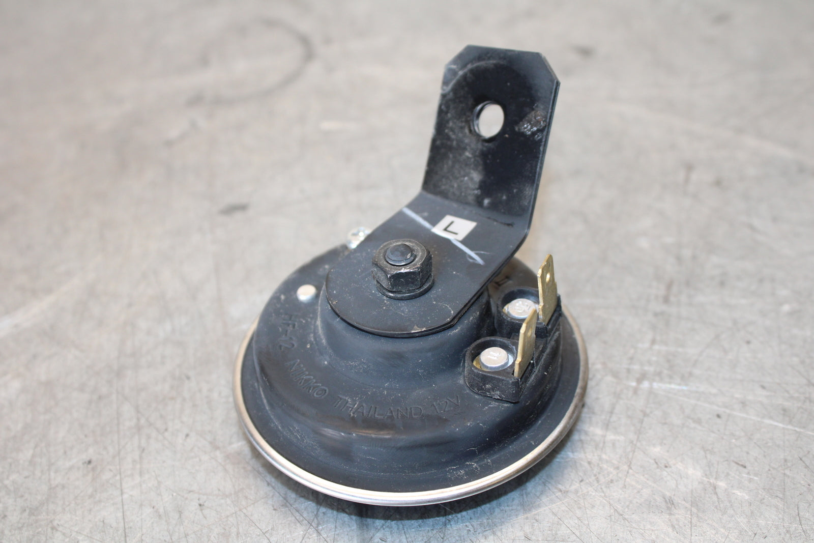 18-23 KAWASAKI NINJA 400 HORN SIGNAL  BB679