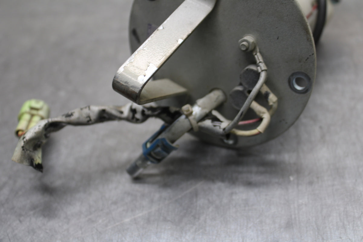 08-10 SUZUKI GSXR 600 FUEL PUMP GAS PETROL SENDER UNIT BB753
