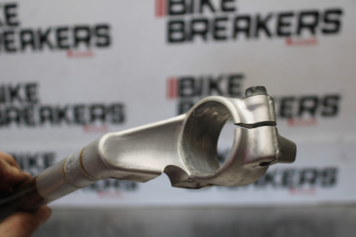 06-07 HONDA INTERCEPTOR 800 VFR800 RIGHT CLIP ON HANDLEBAR BB917