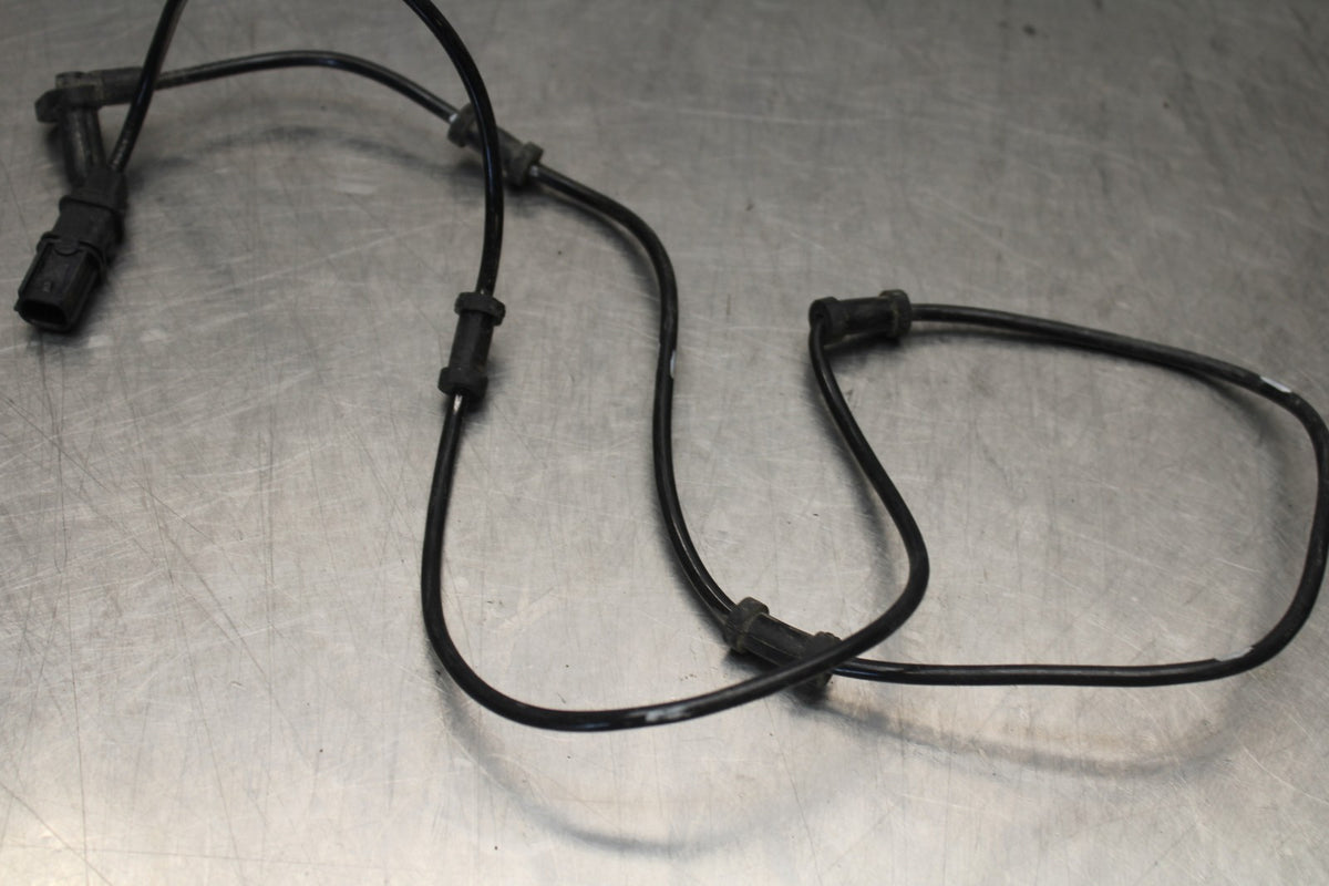 23-26 KAWASAKI NINJA ZX4RR FRONT ABS BRAKE SENSOR BB898