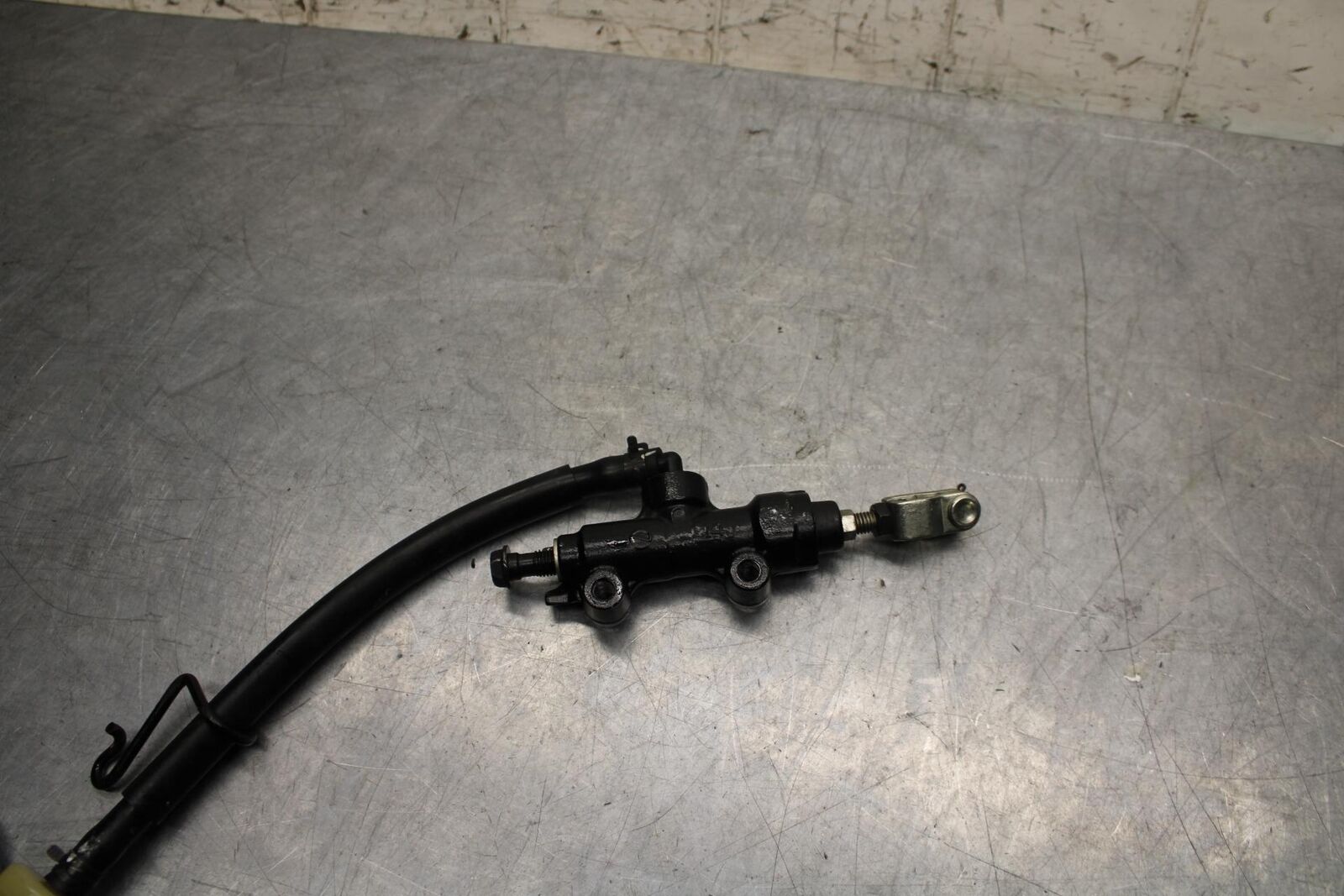 2015 Kawasaki Ninja 300 EX300 REAR BACK BRAKE MASTER CYLINDER W RESERVOIR BB61