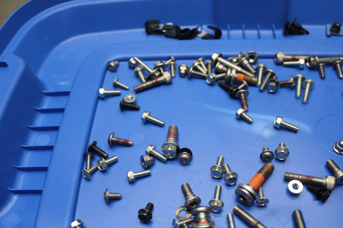 23-24 KAWASAKI NINJA ZX14R MOUNTING BOLTS HARDWARE MOTOR SCREWS BB764